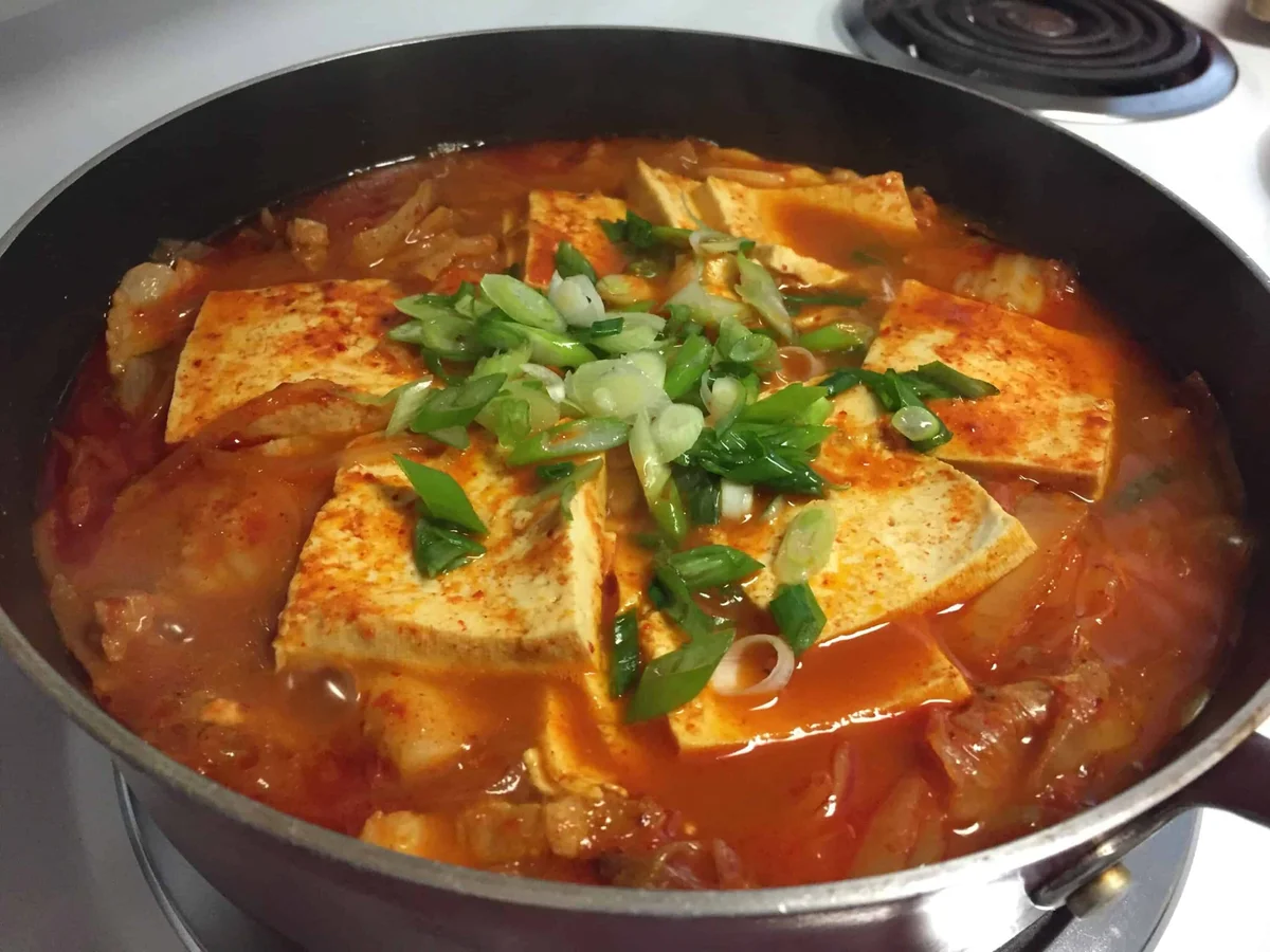 Kimchi Jjigae